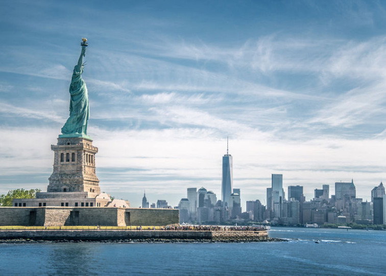 Bild von der Freiheitsstatue und New York Skyline